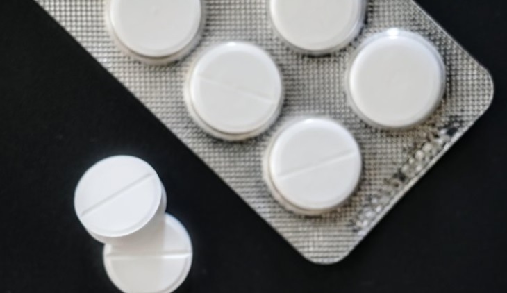 Второ момиче се нагълта с парацетамол