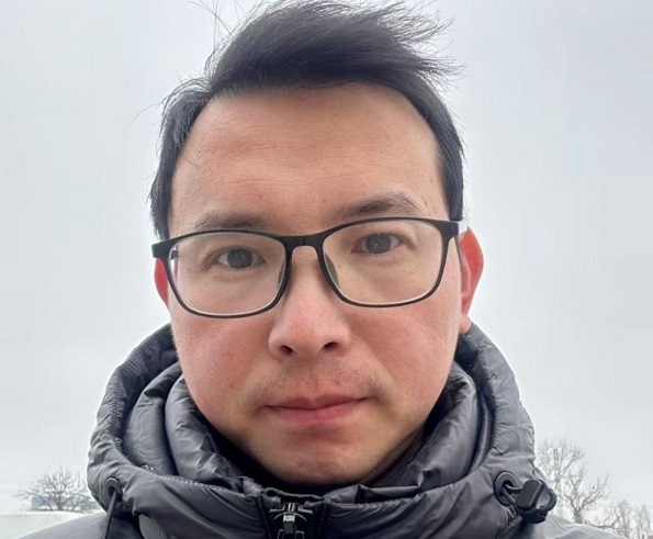 Издирват млад мъж от Китай