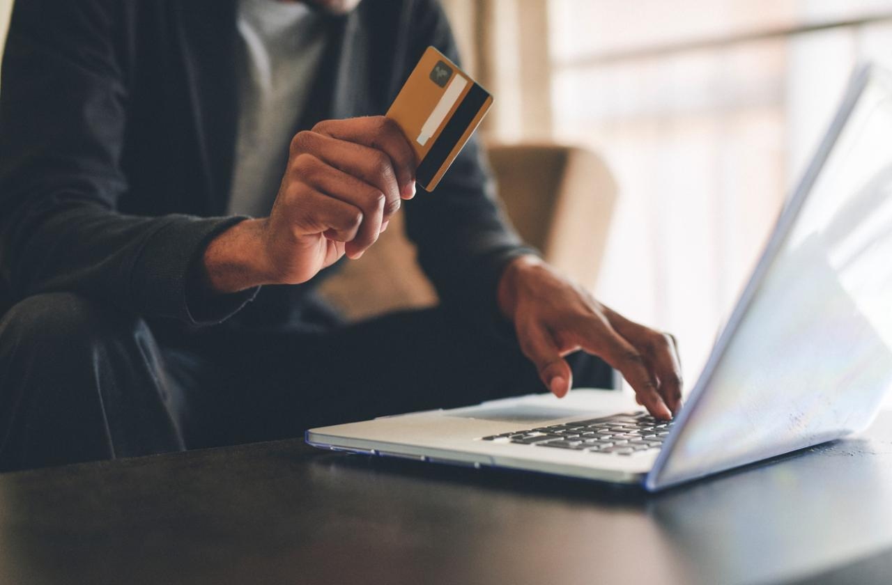 1,5 година затвор за ползване на чужда банкова карта