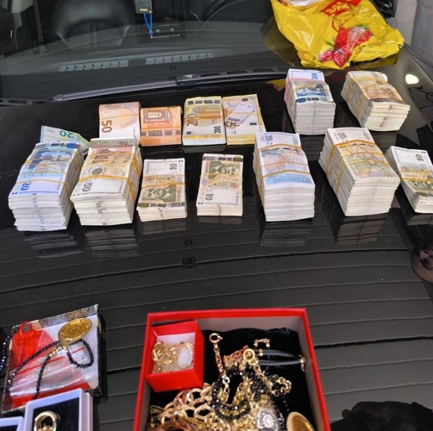 Разбиха схема за романтични измами