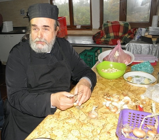 От кухнята на атонските монаси: Рибена чорба