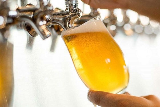 Бирата в Чехия е по-евтина от водата