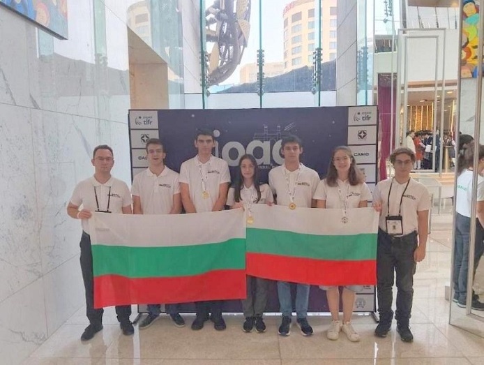 Наши ученици с високи отличия