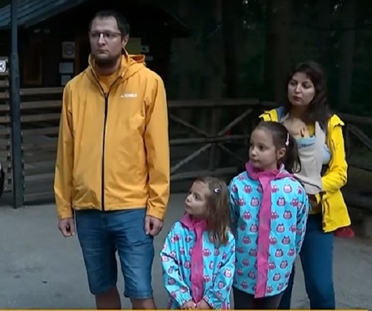 Кучетата на Калина Сакскобургготска нападнали семейство с три деца