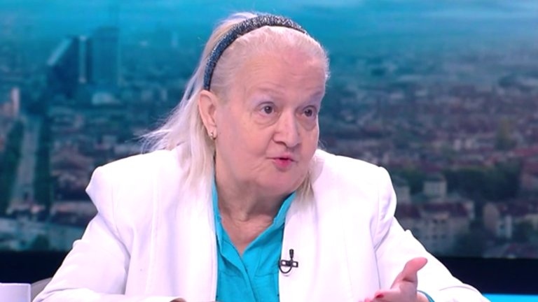 Почина култовата астроложка Алена