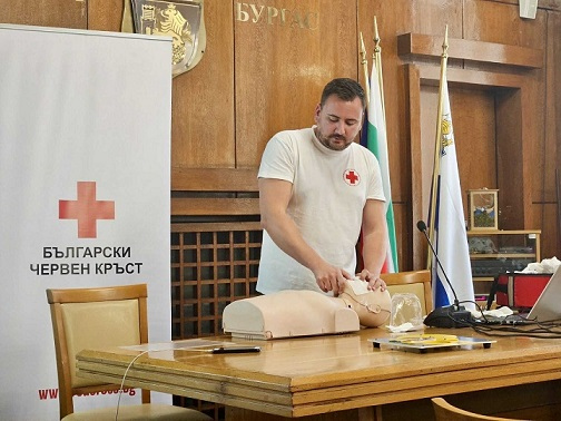 Обучение по първа помощ за родители на тийнейджъри