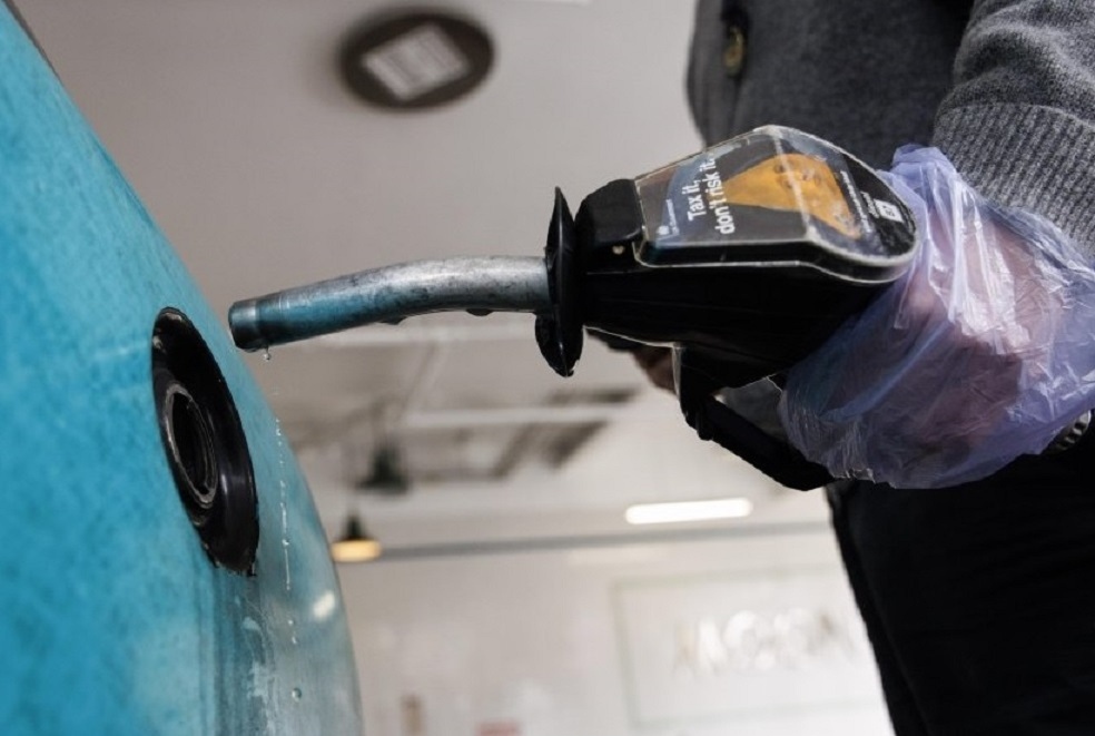 Дават до 20 евро на социално уязвими за бензин