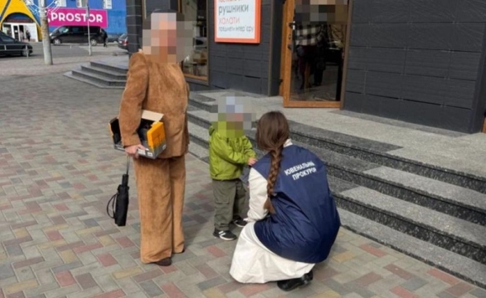 Украинка опита да продаде 6-годишния си син (ГАЛЕРИЯ)