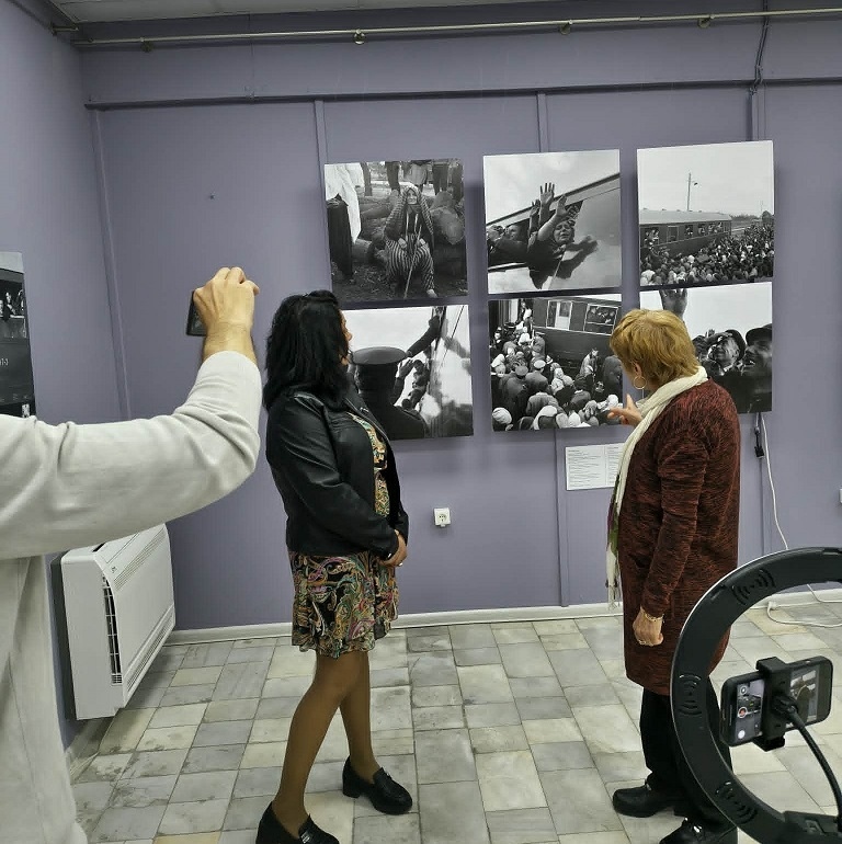 Как в село Подкрепа преименуваха и кравите (ГАЛЕРИЯ)