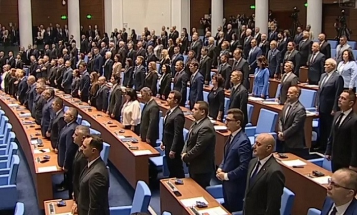 Открива 52-то Народно събрание с един депутат по-малко (ГАЛЕРИЯ)