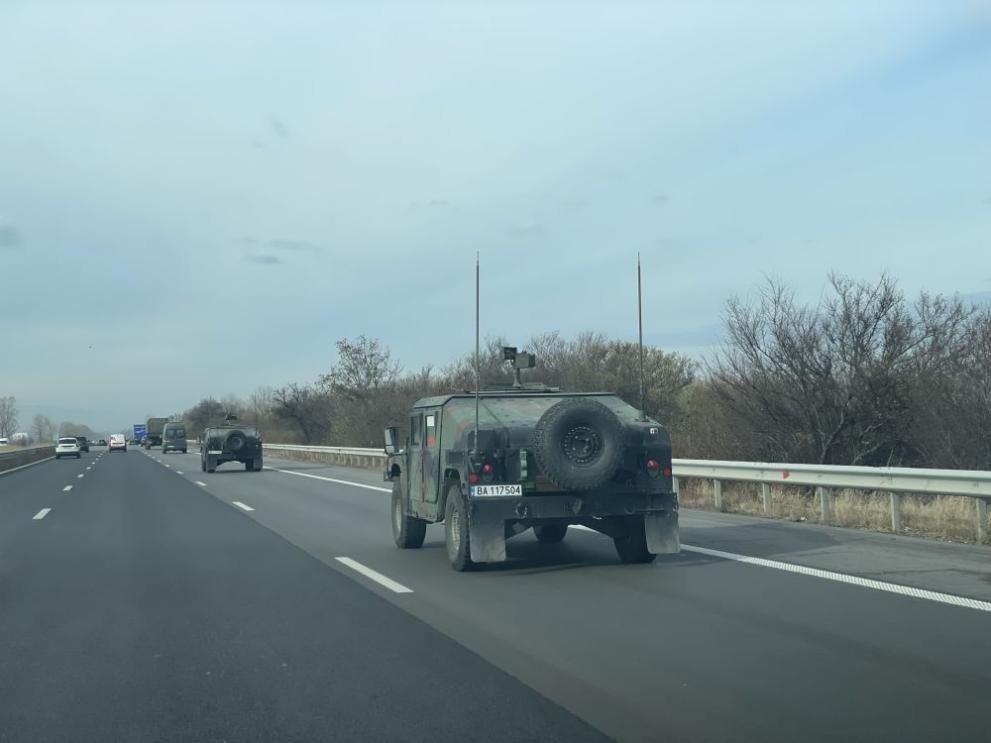 Военни колони на САЩ и Турция минават през България