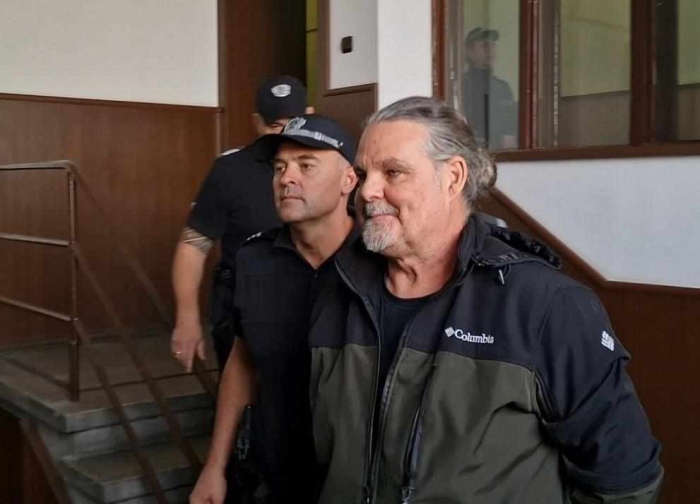 Испанецът-гуру застана пред съда