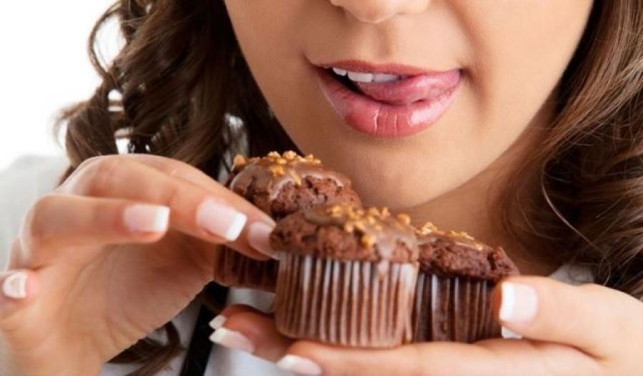 Как да се отървем от желанието за сладко? На всички е известно, че захарта е враг №1 на здравето и добрата фигура. Изследвания показват, че тя влияе негативно върху имунитета и дори може да провокира редица хронини заболявания. Отказването от захарта и сладките неща не е нещо просто. Сайтът на Силвето. Следвай ме - Здраве.