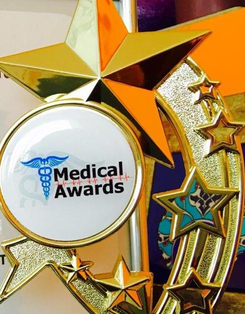 NATIONAL MEDICAL AWARDS 2017 МЕДИЦИНСКИТЕ ОСКАРИ се присъждат на отличаващи се с хуманизма и отговорността си лекари, болници, клиники и екипи с доказани значими постижения. Наградите ще бъдат връчени на 10 октомври 2017 година. Н О М И Н А Ц И И на Пациентски организации „Заедно с теб“ – партньор на събитието за годишните награди . Следвай ме - Общество