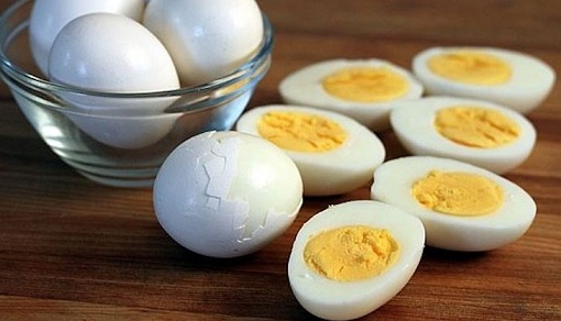Лошата репутация на яйцата е реабилитирана. Редица проучвания показват, че те имат много по-добър ефект за нашето здраве, отколкото вреди, както се твърдеше години наред. Следвай ме -Здраве