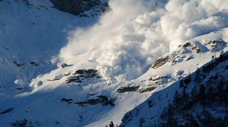 Опасност от лавини във високите части на планините. Следвай ме - Общество