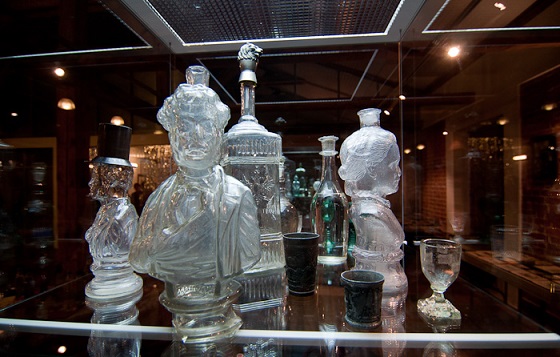 Музей в Москва показва историята на водката В експозицията му има над 50 000 екземляра, свързани с тази обичана в Русия напитка