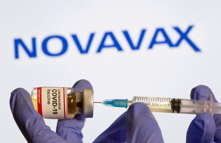 ЕМА одобри ваксината на Novavax