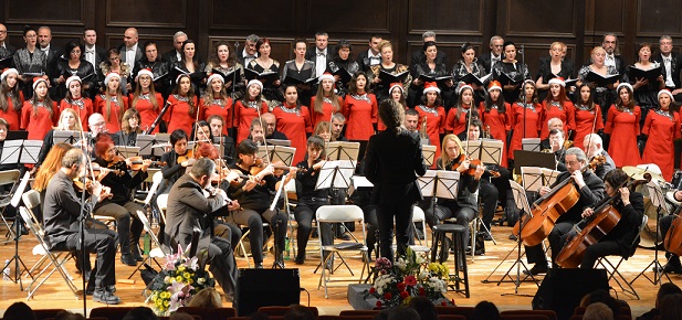 Коледно настроение в Бургаската опера Солисти, хор и оркестър – с богата концертна програма на 22 декември Следвай ме - Култура