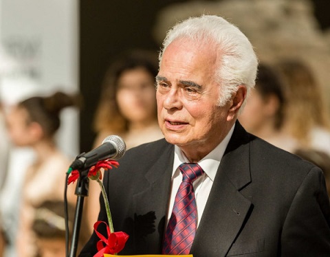 Бургаската опера отбелязва 80 години на проф. Александър Текелиев. Следвай ме - Култура