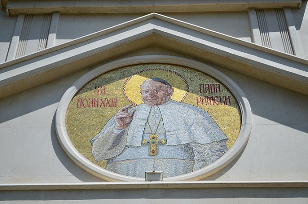 Ден на литургичната памет на свети папа Йоан XXIII Монсинор Анджело Ронкали живее 10 години у нас, влиза трайно в история ни, затова го наричат „българския папа”. Следвай ме - Вяра / Общество