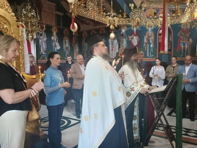 Европейски дипломати посетиха  Гигинския манастир (ГАЛЕРИЯ)